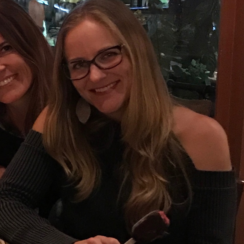 Meet your Posher, Courtney
